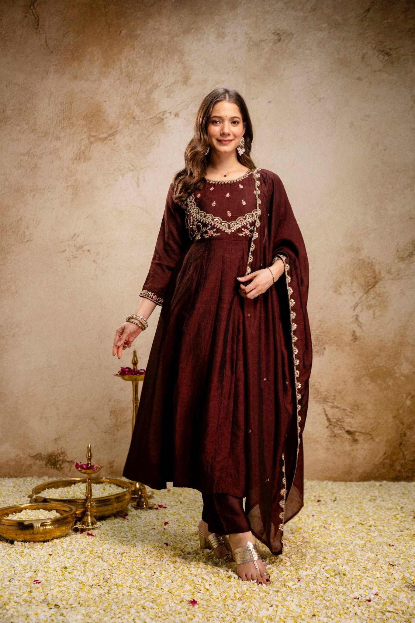 Amrah Wholesale Aravibhuti 01 Vichitra Silk Kurti Pant Dupatta Set - Amrah Wholesale