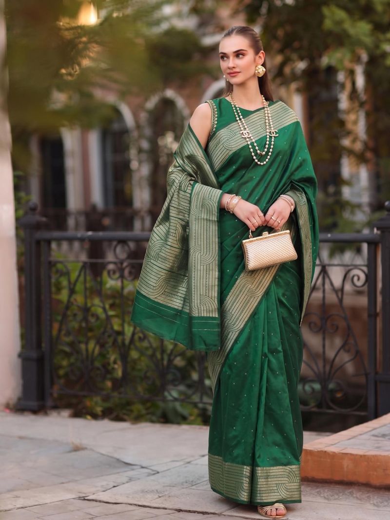 Amrah Wholesale Ast Katha Cotton Blend Saree - Amrah Wholesale