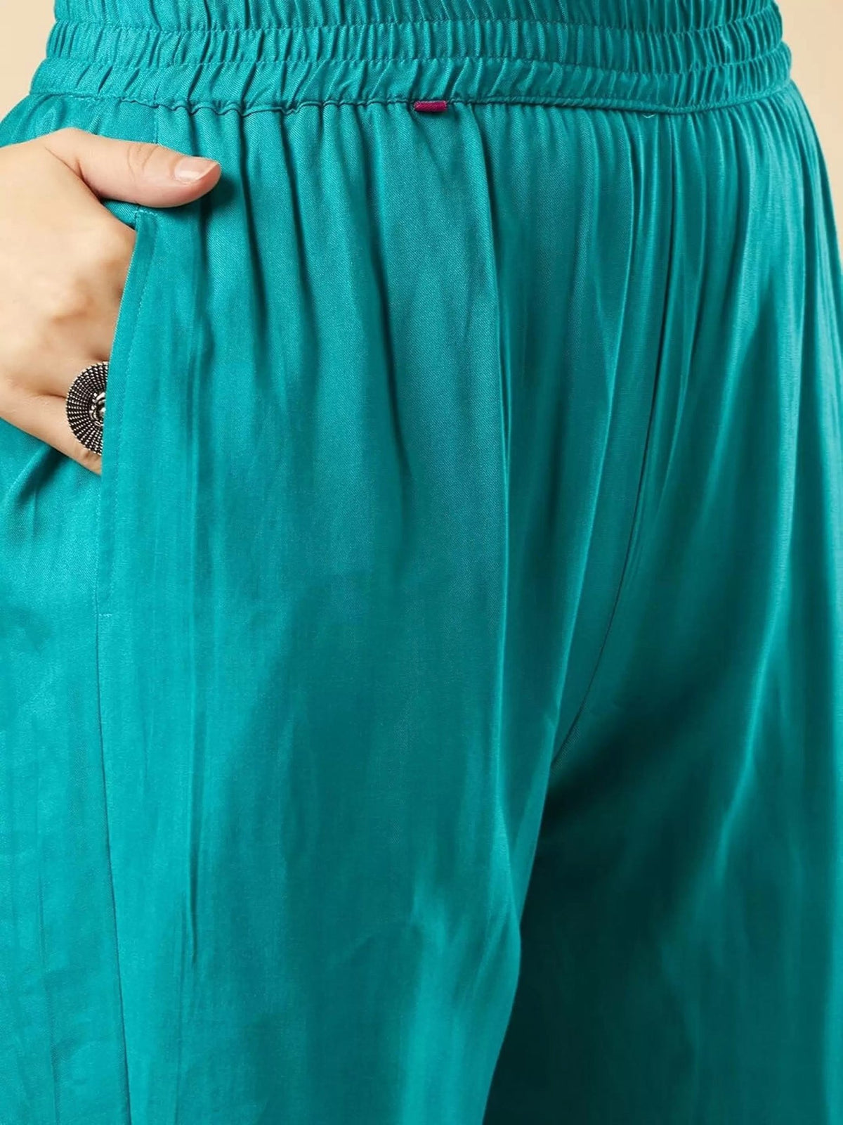 Amrah Wholesale Dhruvi 446 Viscose Kurti Pant Dupatta Set - Amrah Wholesale