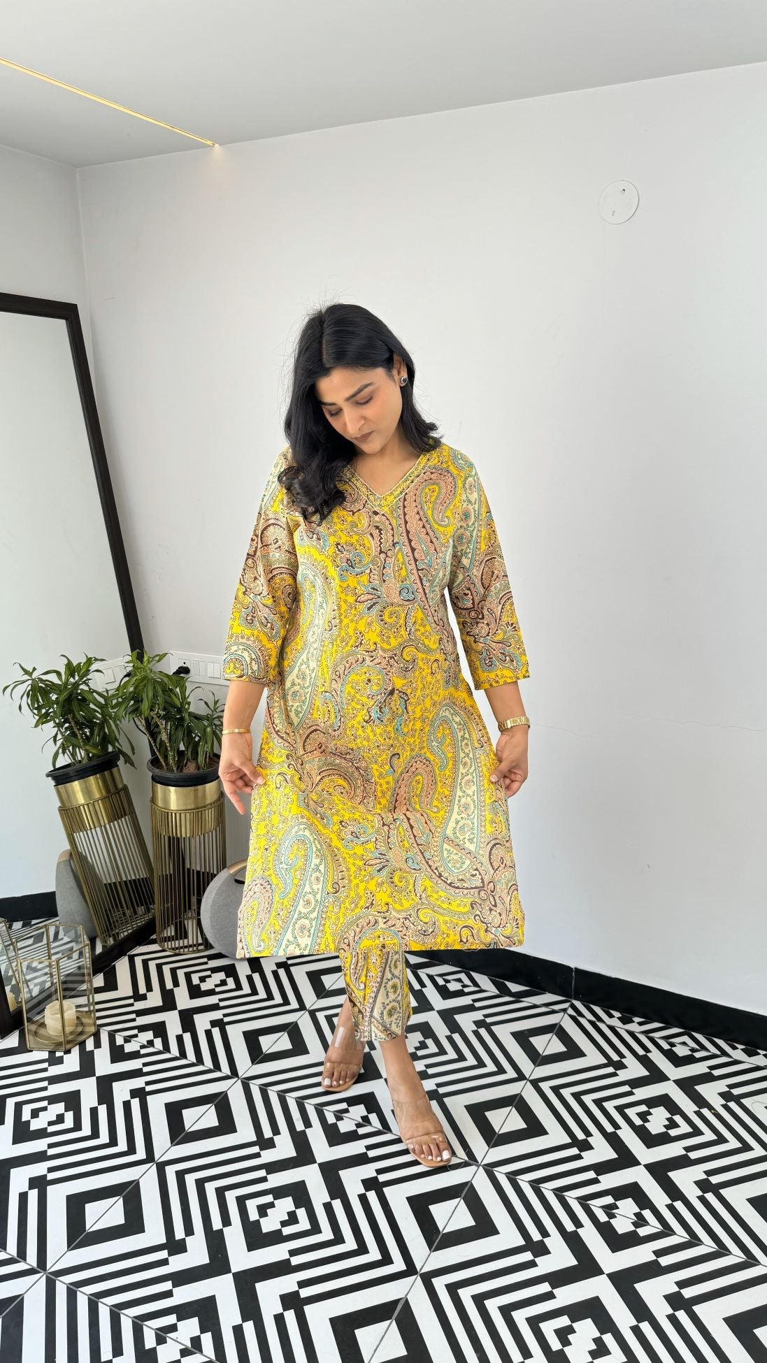 Amrah Wholesale Dhruvi 456 Viscose Printed Kurti Pant Set - Amrah Wholesale