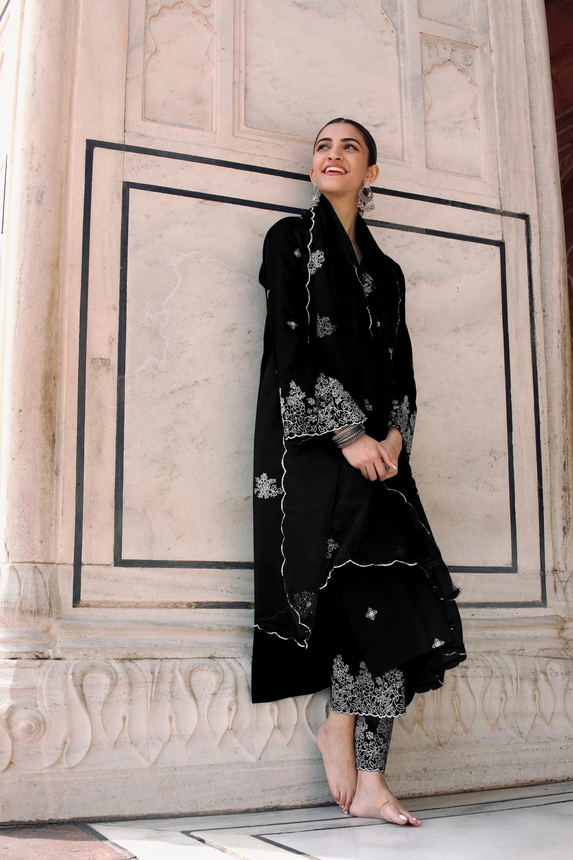 Amrah Wholesale Dhruvi 463 Viscose Kurti Pant Dupatta Set