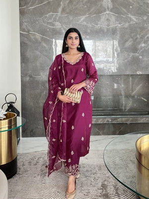Amrah Wholesale Dhruvi 465 Chanderi Kurti Pant Dupatta Set