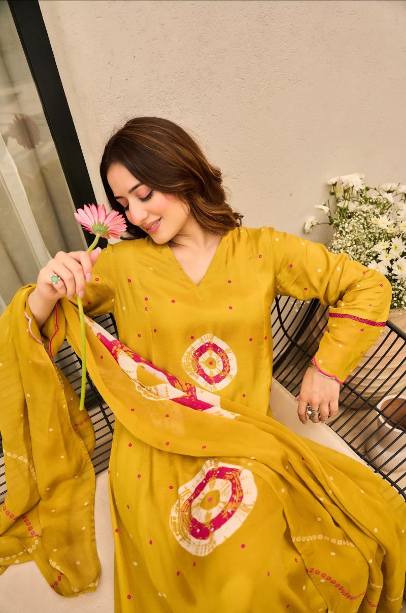Amrah Wholesale Dhruvi 539 Viscose Printed Kurti Set