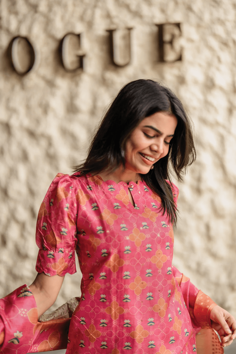 Amrah Wholesale Dhuesha 01 Crepe Printed Kurti Pant Dupatta Set - Amrah Wholesale