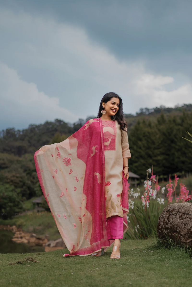 Amrah Wholesale Dhufreya 01 Zarna Silk Printed Kurti Pant Dupatta Set