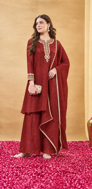 Amrah Wholesale Drd Dy 3 Vichitra Embroidered Kurti Pant Dupatta Set