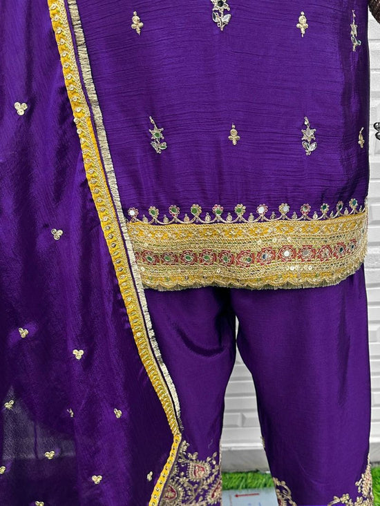 Amrah Wholesale Farshi Daur 2641 To 2643 Chinon Embroidered Dress Material - Amrah Wholesale