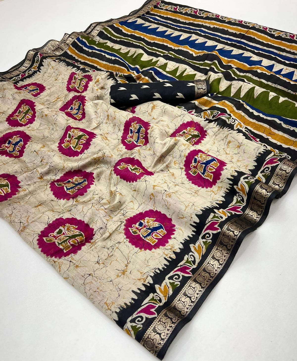 Amrah Wholesale Gola G 5001 To 5006 PV Cotton Printed Saree