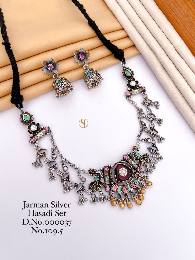 Amrah Wholesale Jarman Silver Ghungroo Hasdi Set 2 Jarman Silver Necklace Set