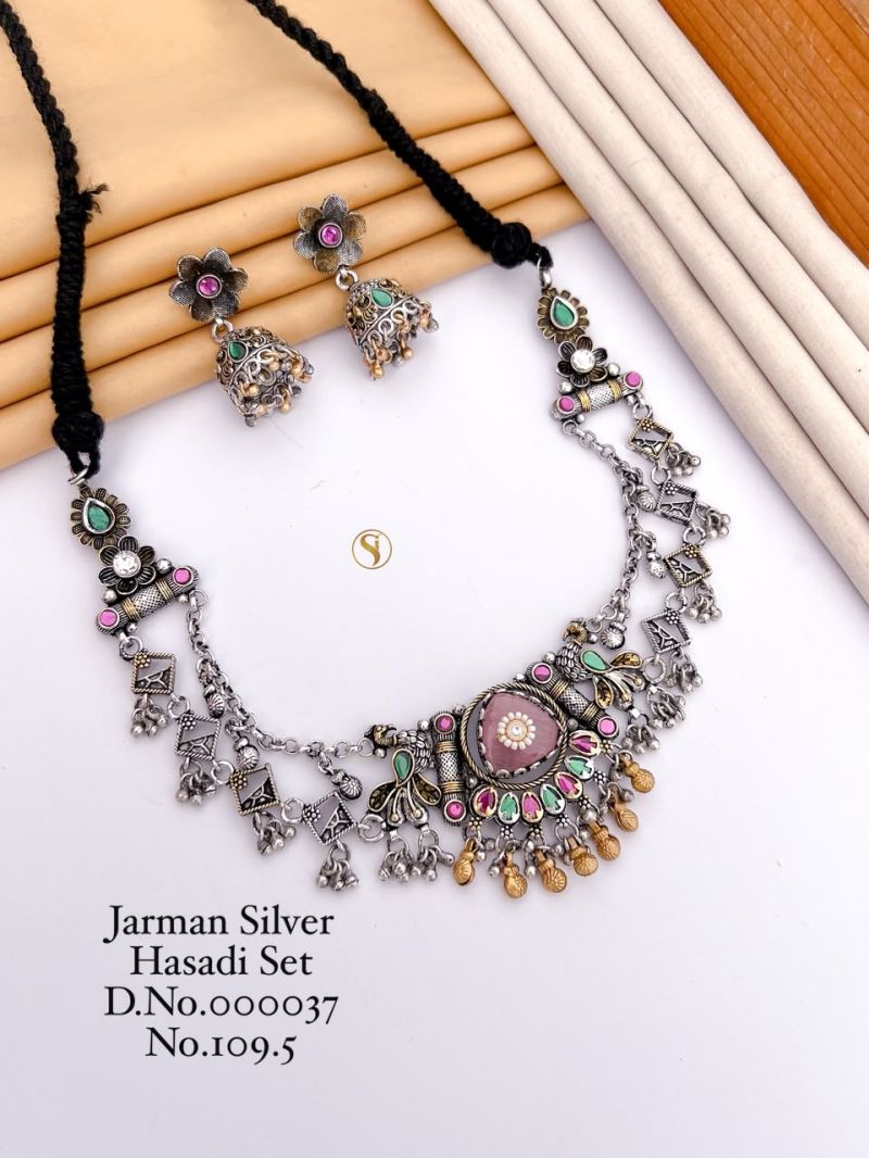 Amrah Wholesale Jarman Silver Ghungroo Hasdi Set 2 Jarman Silver Necklace Set