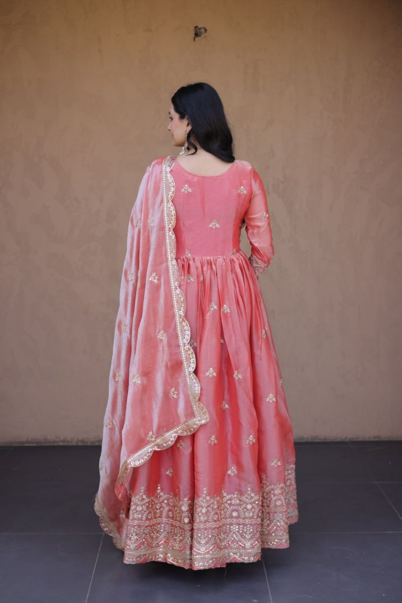 Amrah Wholesale Ka 1260 Fendi Silk Embroidered Gown