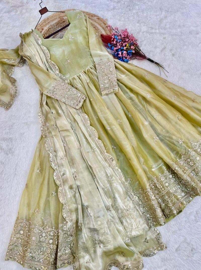Amrah Wholesale Ka 1260 Fendi Silk Embroidered Gown