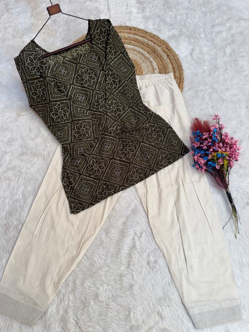 Amrah Wholesale Lw 9340 Cotton Bandhej Printed Top with Bottom Set - Amrah Wholesale