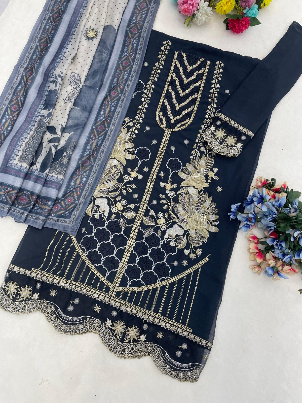 Amrah Wholesale Mah E Rooh 4224 Faux Georgette Pakistani Suit - Amrah Wholesale
