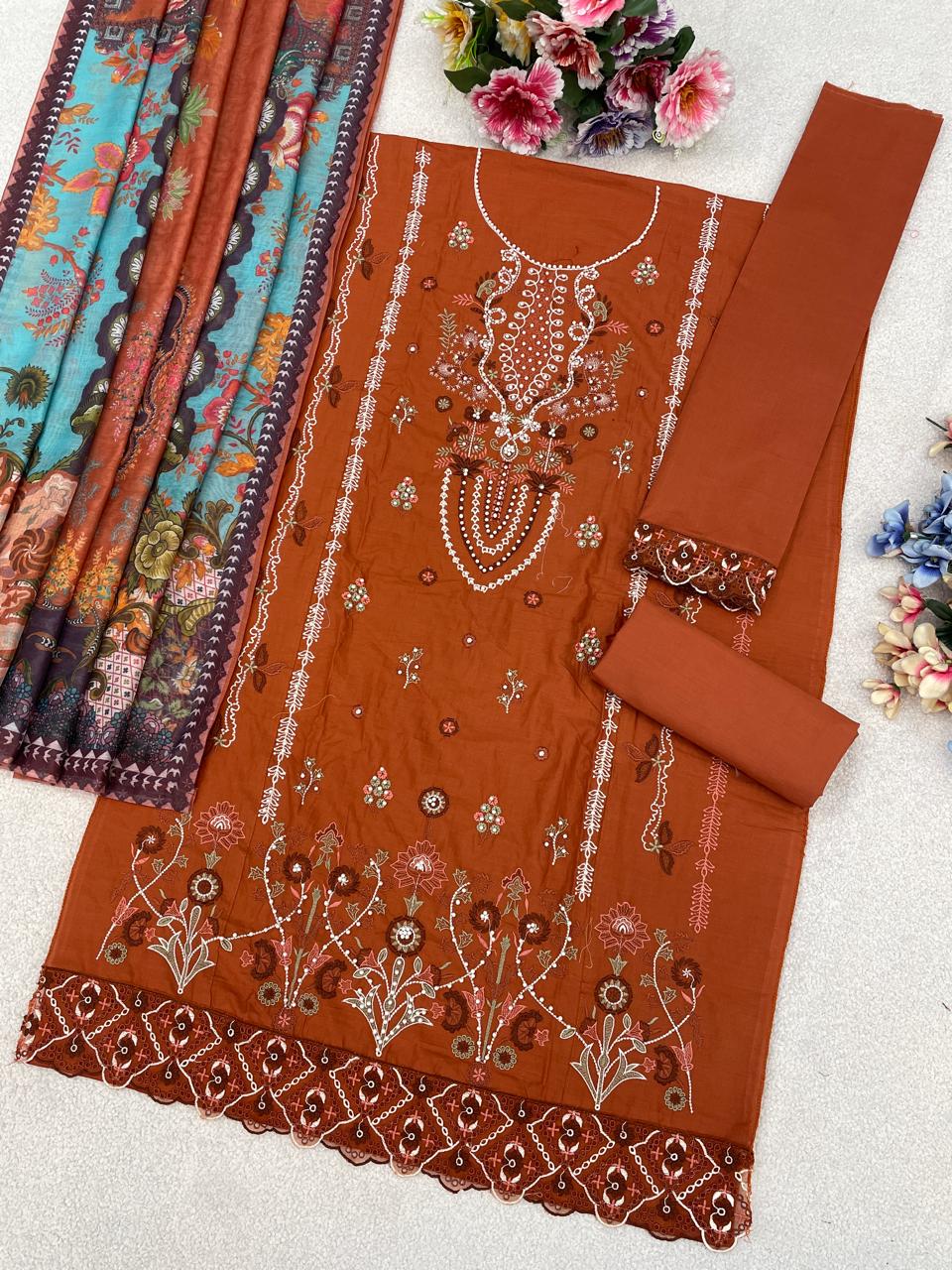 Amrah Wholesale Mah E Rooh 4234 A To D Cambric Cotton Dress Material
