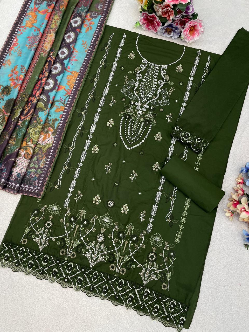Amrah Wholesale Mah E Rooh 4234 A To D Cambric Cotton Dress Material