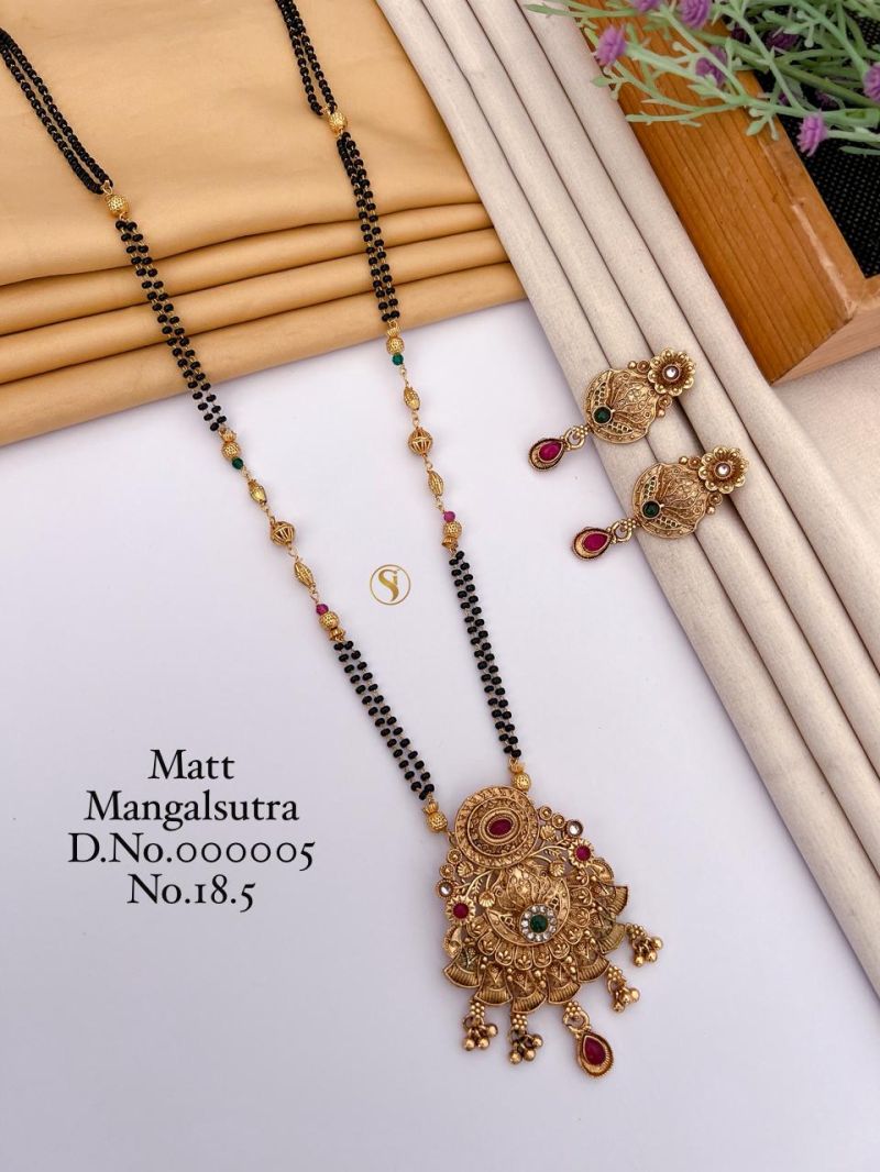 Amrah Wholesale Matt Ghungroo Fancy Mangalsutra 18 Matt Diamond Imitation Jewellery Set