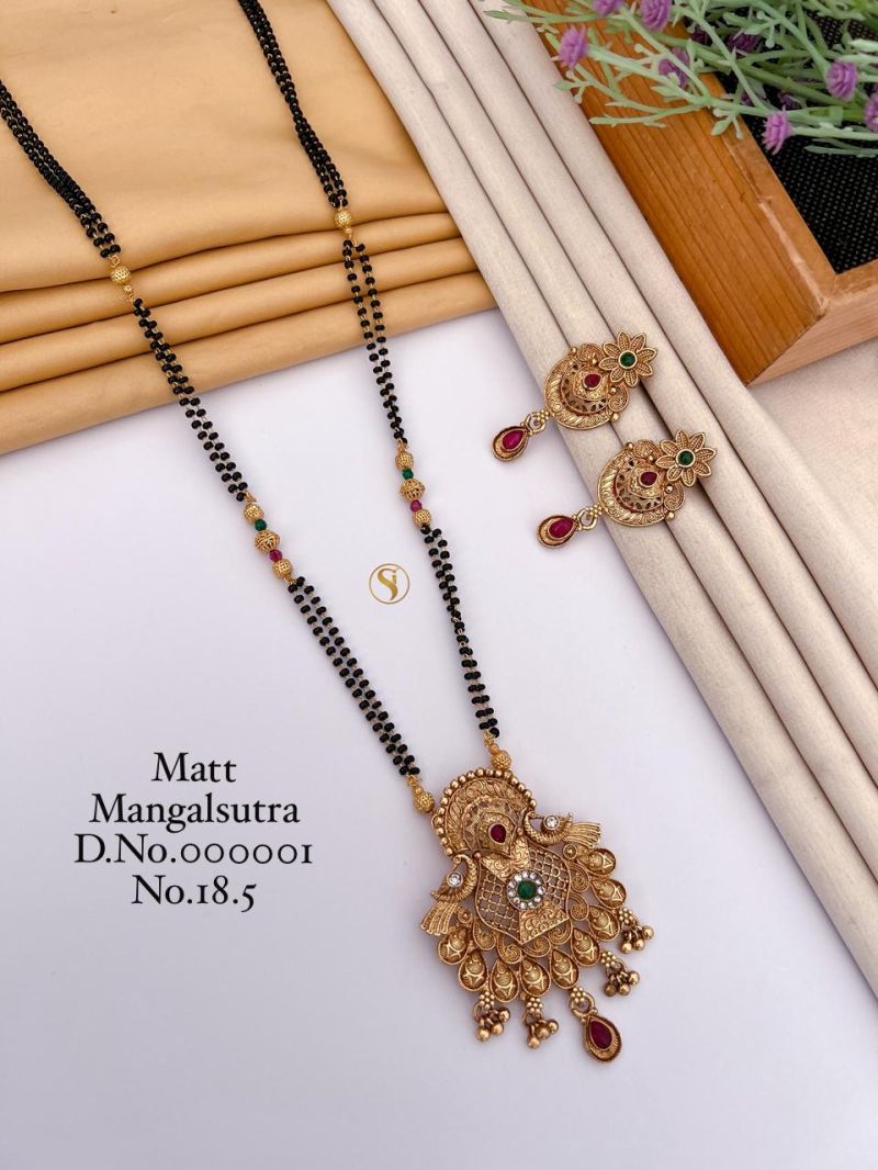 Amrah Wholesale Matt Ghungroo Fancy Mangalsutra 18 Matt Diamond Imitation Jewellery Set