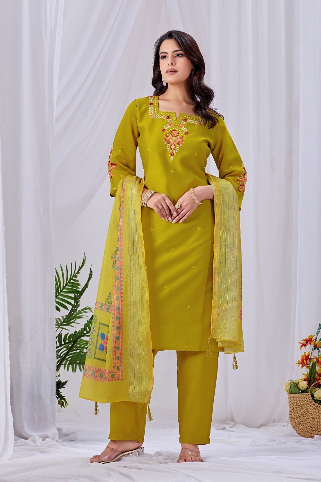 Amrah Wholesale MD 102 Roman Silk Kurti Pant Dupatta Set - Amrah Wholesale