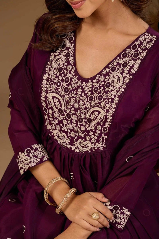 Amrah Wholesale Md 108 Mul Chanderi Embroidered Kurti Pant Dupatta Set - Amrah Wholesale