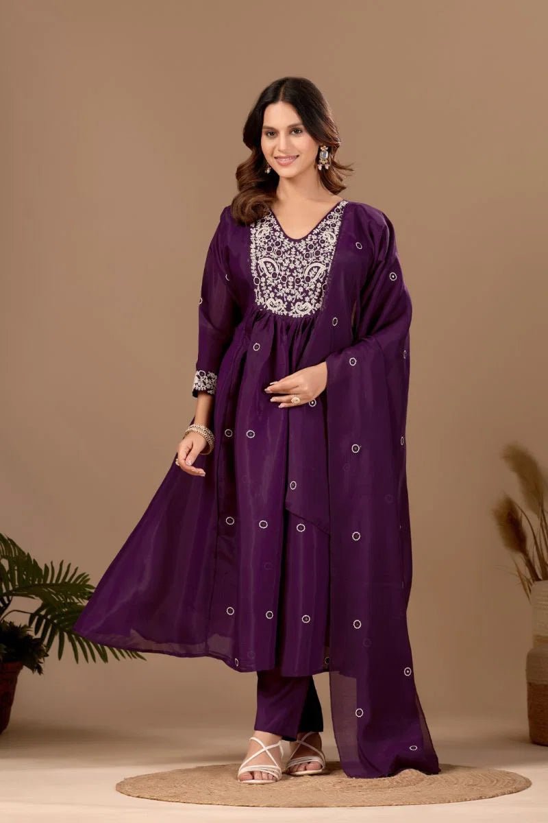 Amrah Wholesale Md 108 Mul Chanderi Embroidered Kurti Pant Dupatta Set - Amrah Wholesale