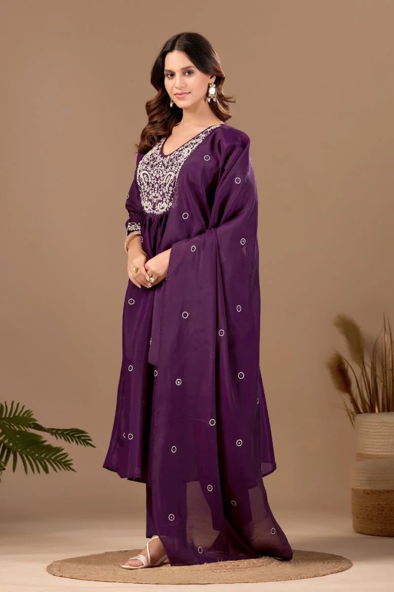 Amrah Wholesale Md 108 Mul Chanderi Embroidered Kurti Pant Dupatta Set - Amrah Wholesale