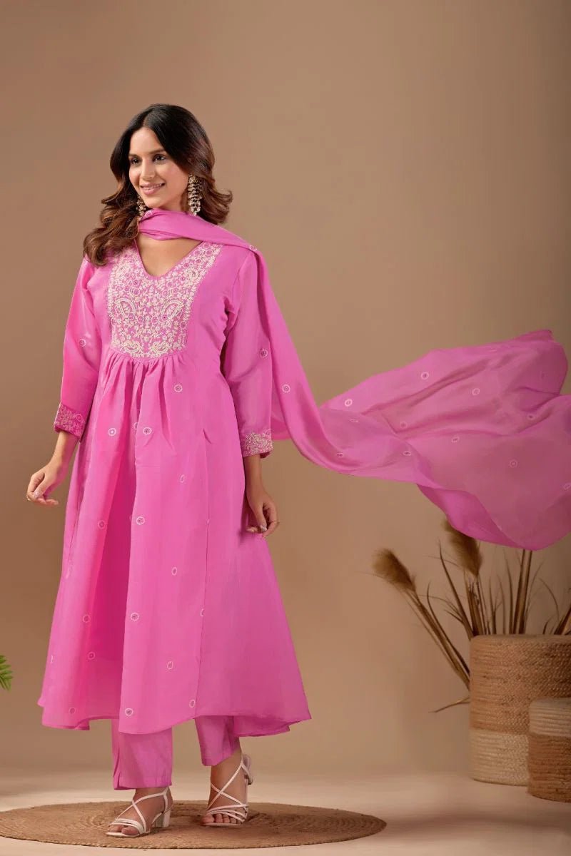 Amrah Wholesale Md 108 Mul Chanderi Embroidered Kurti Pant Dupatta Set - Amrah Wholesale
