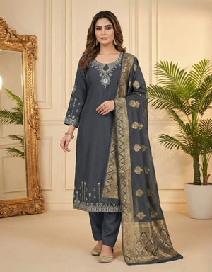 Amrah Wholesale Md 1129 Roman Handworked Kurti Set - Amrah Wholesale