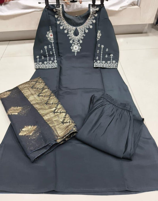 Amrah Wholesale Md 1129 Roman Handworked Kurti Set