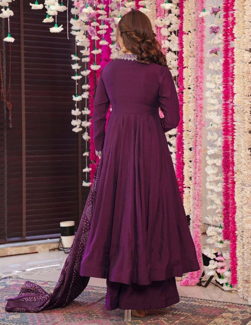 Amrah Wholesale Md Mahi N2 Vichitra Embroidered Kurti Palazzo Dupatta Set