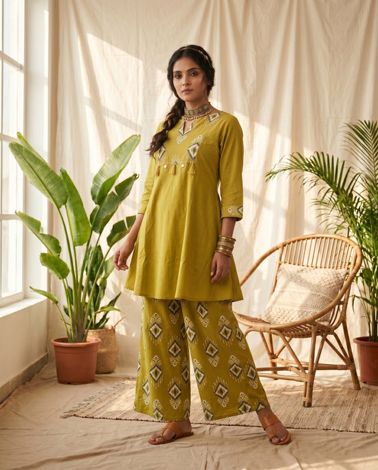 Amrah Wholesale Naisha K 1028 Cotton Manual Work Kurti Pant Set