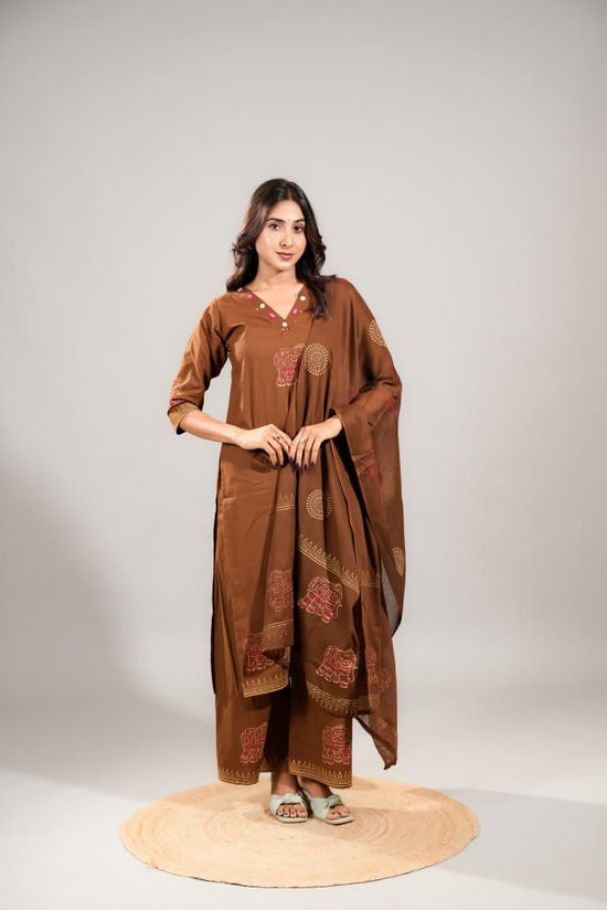 Amrah Wholesale Naisha K 1061 Dhabu Cotton Embroidered Kurti Pant Dupatta Set - Amrah Wholesale
