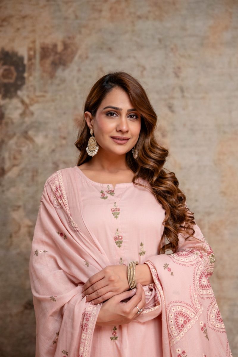 Amrah Wholesale Naisha K 1136 Mul Cotton Embroidered Kurti Pant Dupatta Set