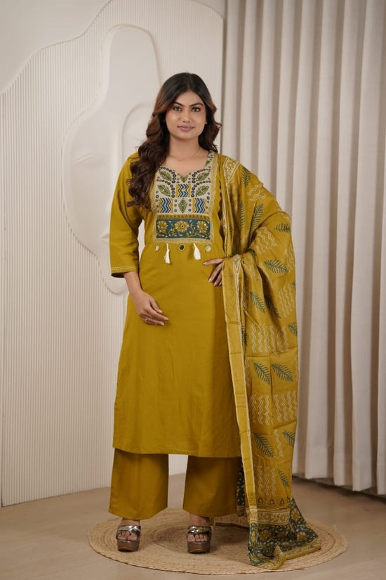 Amrah Wholesale Naisha K 1138 Dhabu Cotton Printed Kurti With Bottom & Dupatta - Amrah Wholesale