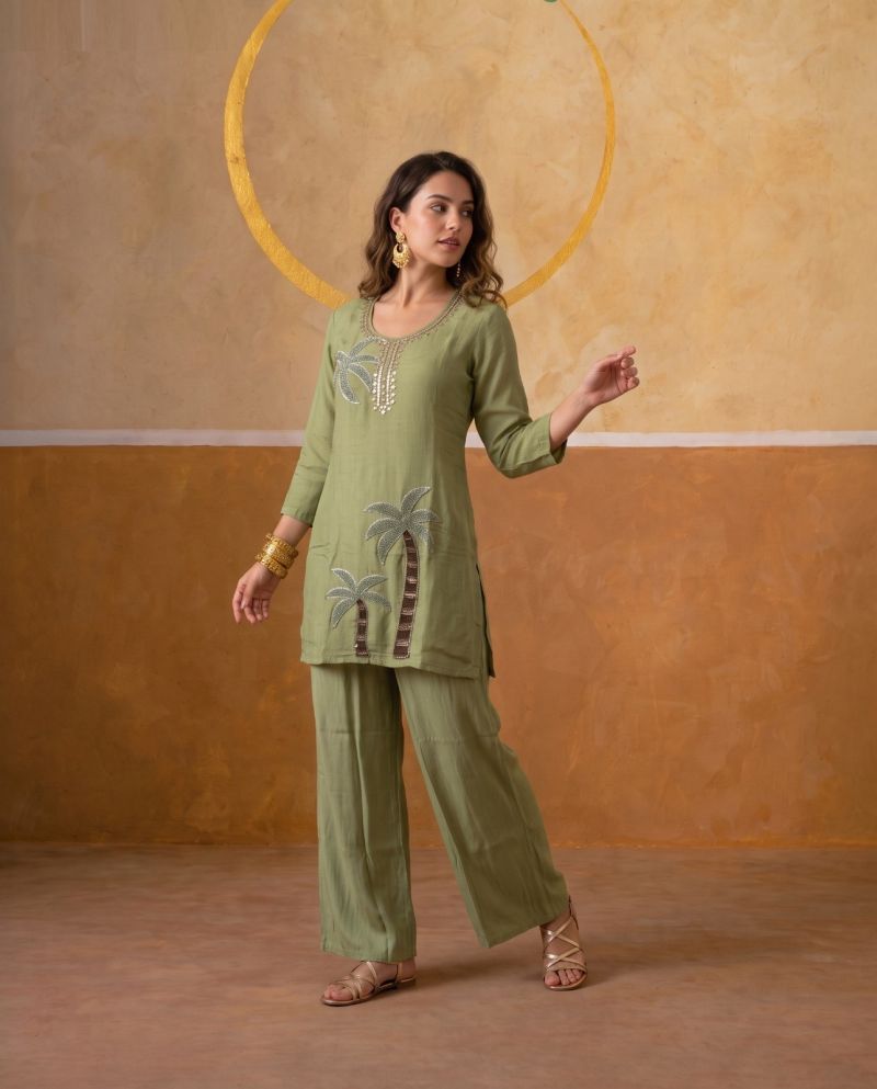 Amrah Wholesale Naisha K 1178 Mul Chanderi Kurti Pant Set
