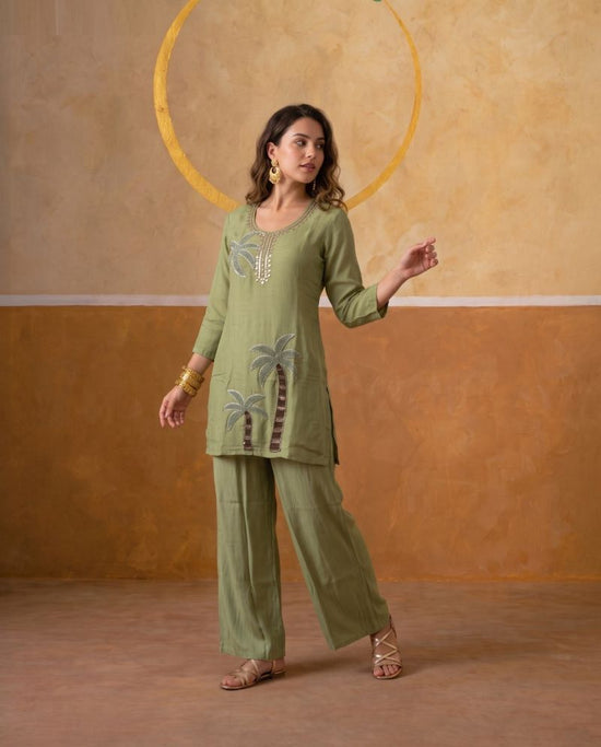 Amrah Wholesale Naisha K 1178 Mul Chanderi Kurti Pant Set