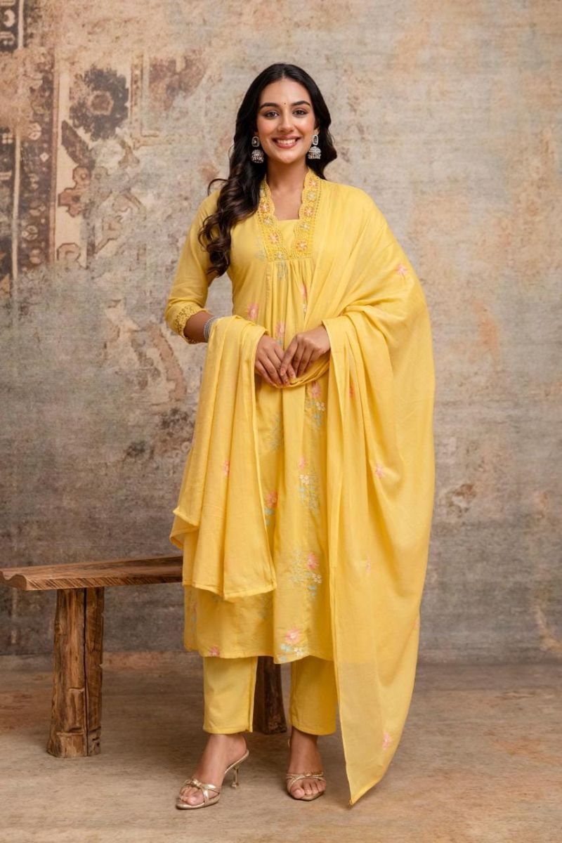 Amrah Wholesale Naisha K 1191 Mul Cotton Kurti Pant Dupatta Set