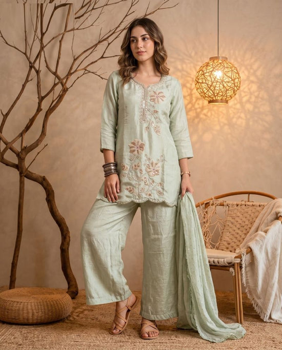Amrah Wholesale Naisha K 1195 Crush Kurti Pant Dupatta Set