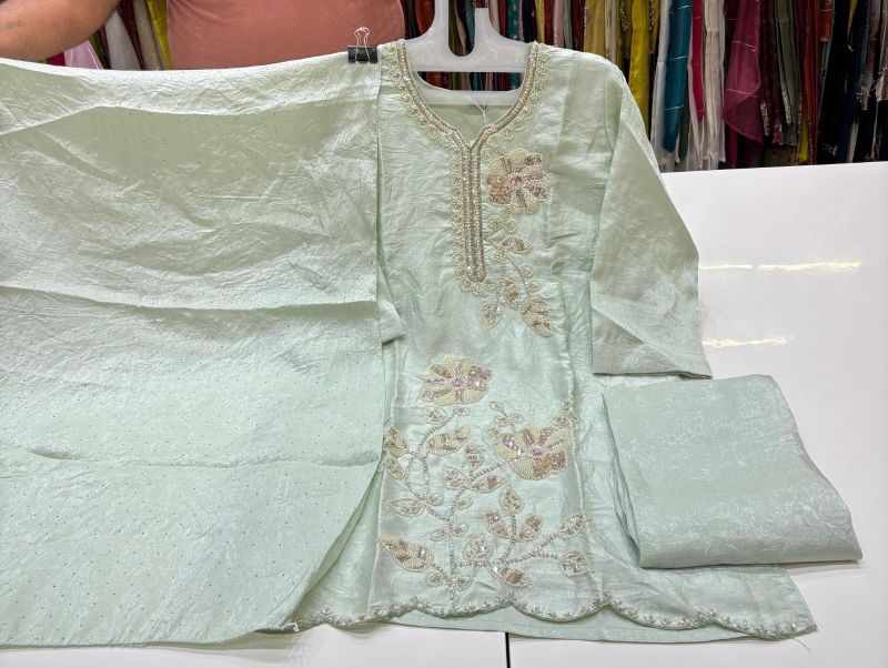 Amrah Wholesale Naisha K 1195 Crush Kurti Pant Dupatta Set