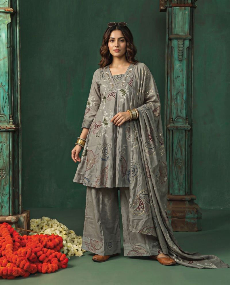Amrah Wholesale Naisha K 1397 Berlin Discharge Print Hand Work Kurti Pant Dupatta Set
