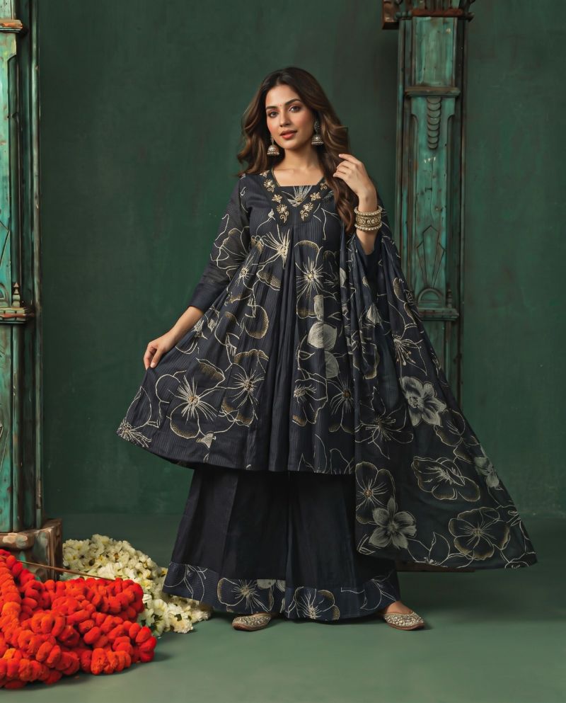 Amrah Wholesale Naisha K 1397 Berlin Discharge Print Hand Work Kurti Pant Dupatta Set