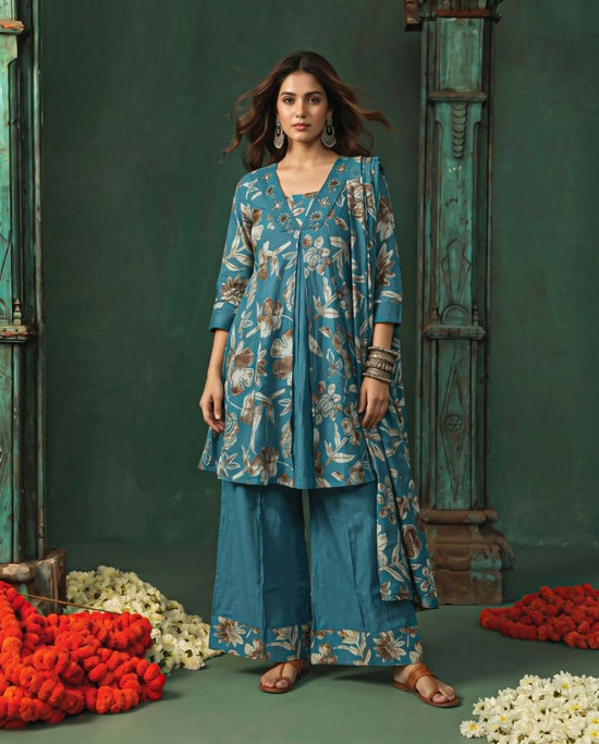Amrah Wholesale Naisha K 1397 Berlin Discharge Print Hand Work Kurti Pant Dupatta Set