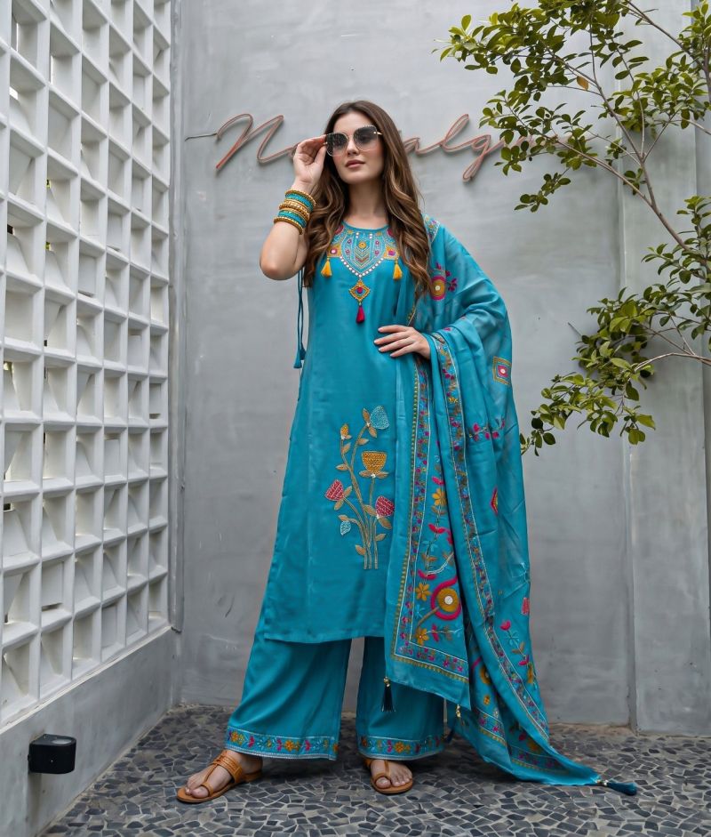 Amrah Wholesale Naisha K 1404 Mul Vatican Salwar Suit Set