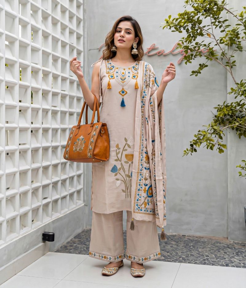 Amrah Wholesale Naisha K 1404 Mul Vatican Salwar Suit Set