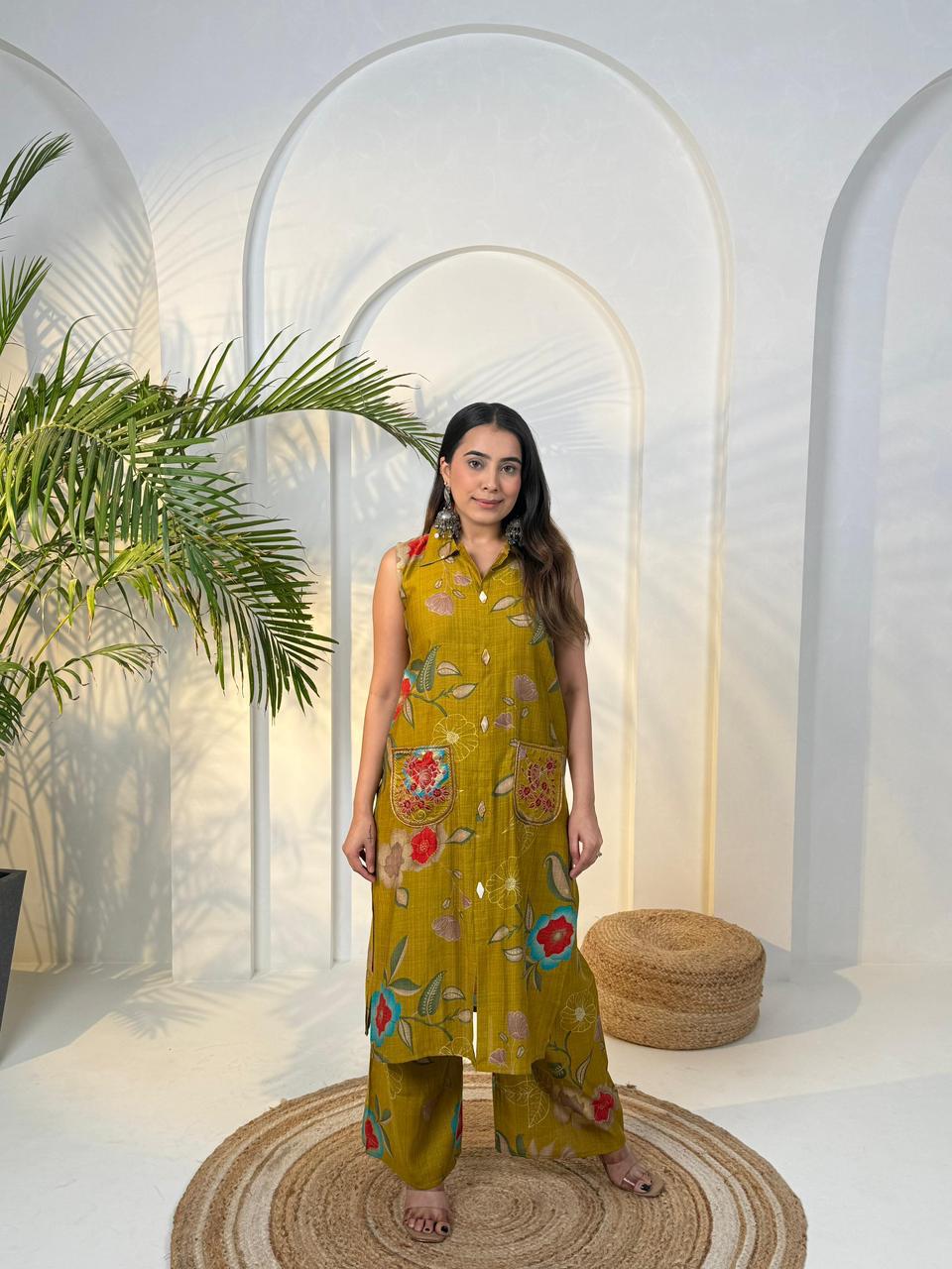Amrah Wholesale Naisha K 943 Vertican Kurti Pant Set - Amrah Wholesale