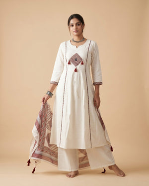 Amrah Wholesale Naisha K 945 Dhabu Cotton Kurti Pant Dupatta Set - Amrah Wholesale