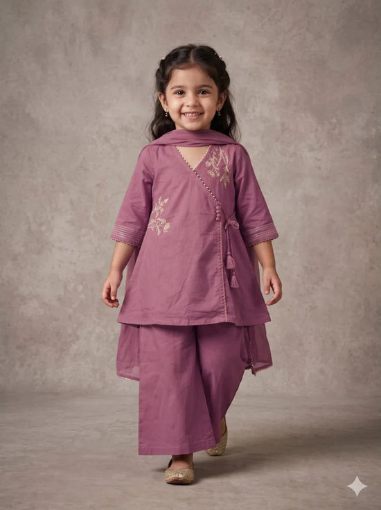 Amrah Wholesale Naisha Kids 17 Cambric Cotton Hand Work Fancy Kurti Set