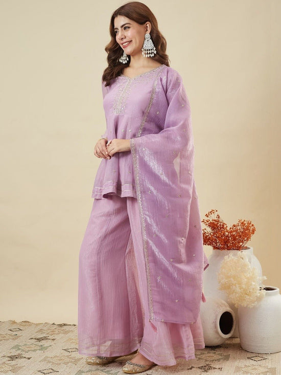 Amrah Wholesale Navya Kurti 256 Silk Blend Kurti Pant Dupatta Set - Amrah Wholesale