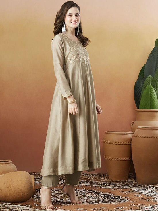 Amrah Wholesale Navya Kurti 266 Silk Blend Embroidered Kurti Pant Dupatta Set - Amrah Wholesale