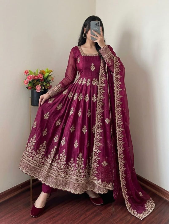 Amrah Wholesale Nsr 918 Fendy Silk Sequence Work Gown